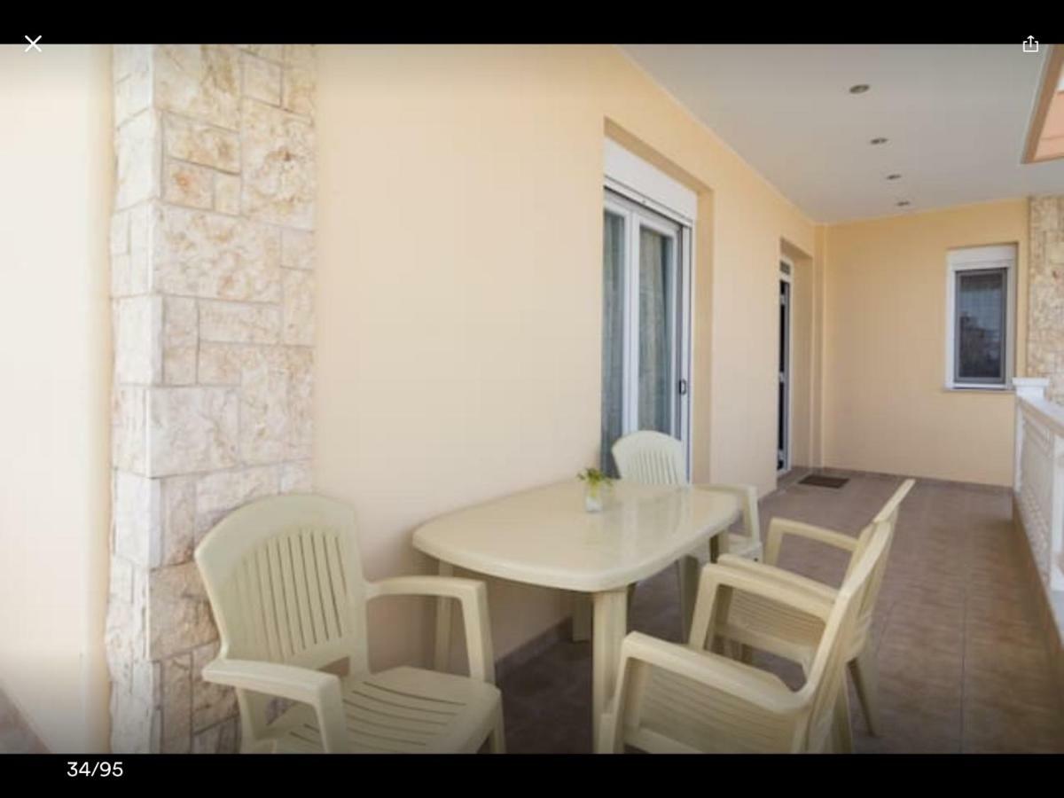 Artisti Elena Apartment Paralía Exterior foto