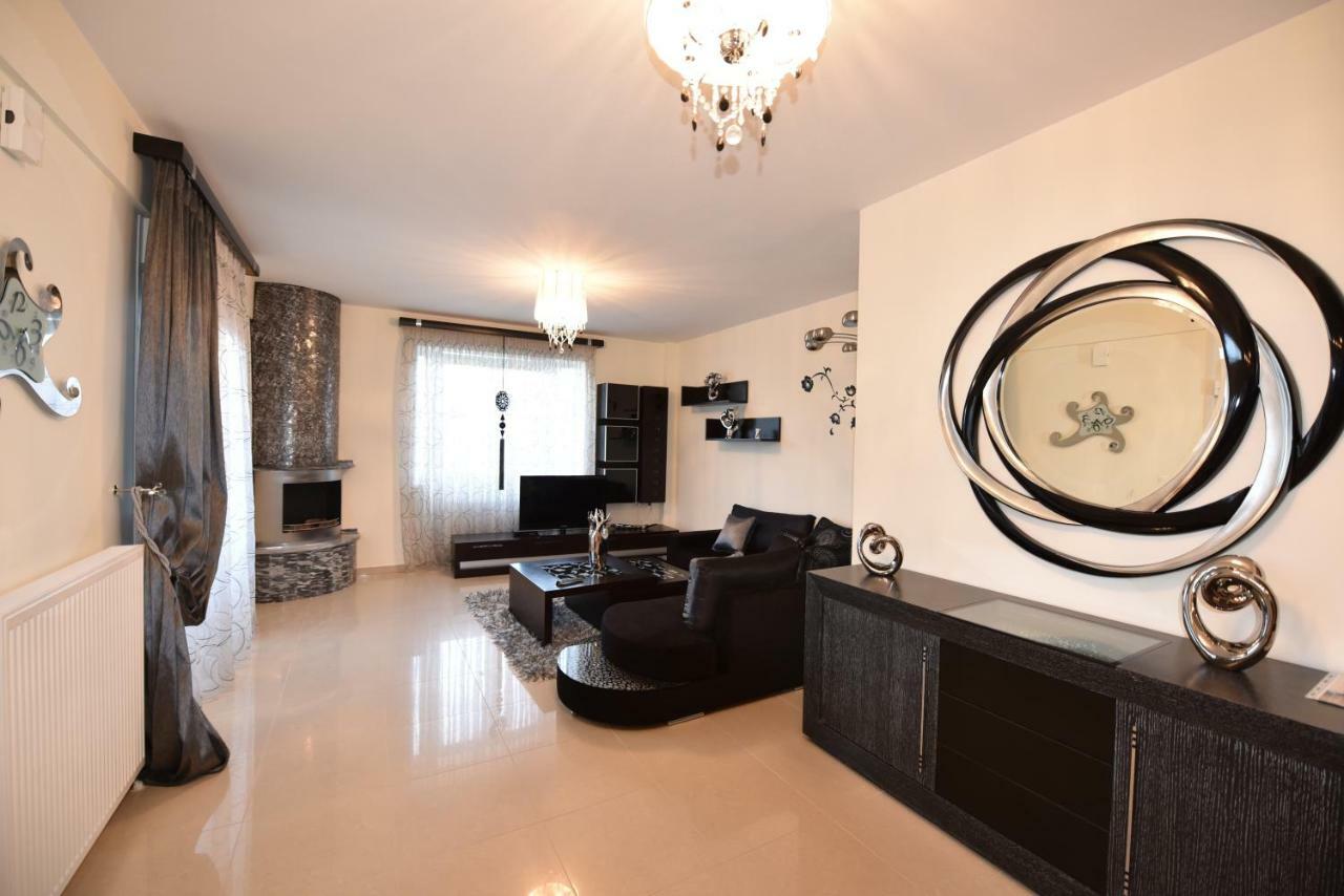 Artisti Elena Apartment Paralía Exterior foto